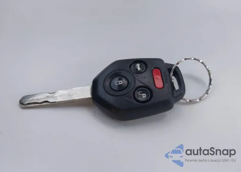 2011 Subaru Legacy 2.5I Premium из США, поврежденный, VIN 4S3BMBG67B3229201